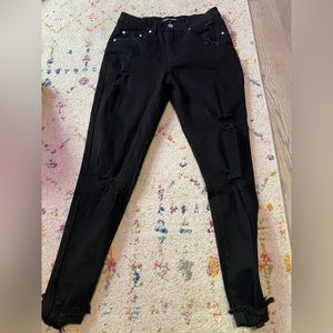 Almost Famous - Women's Straight Leg Black Jeans